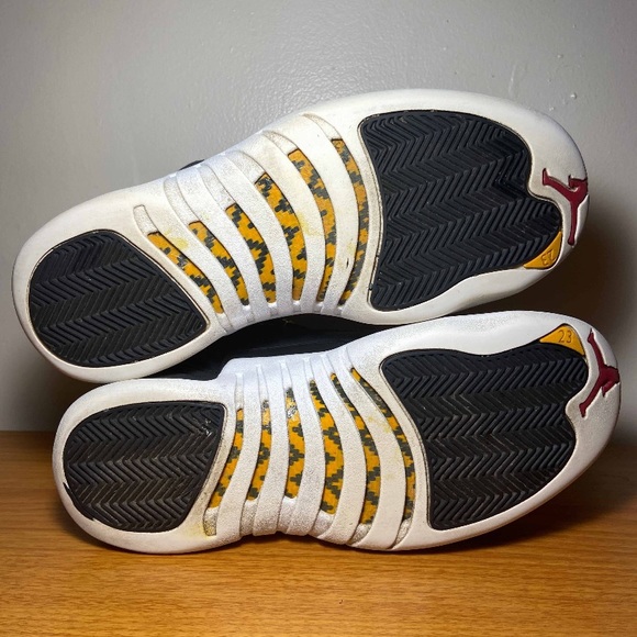 Jordan 12 Reverse Taxi - Picture 5 of 9